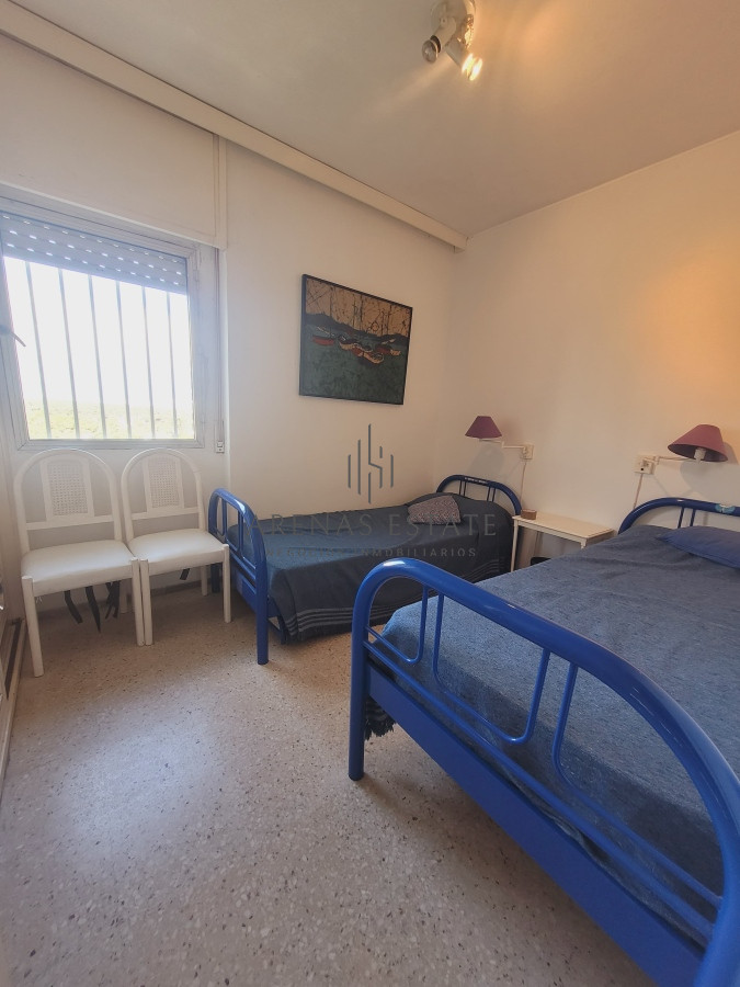 Apartamento ID.3518 - Apartamento En Venta 3 dormitorios a 400 metros del mar!! 