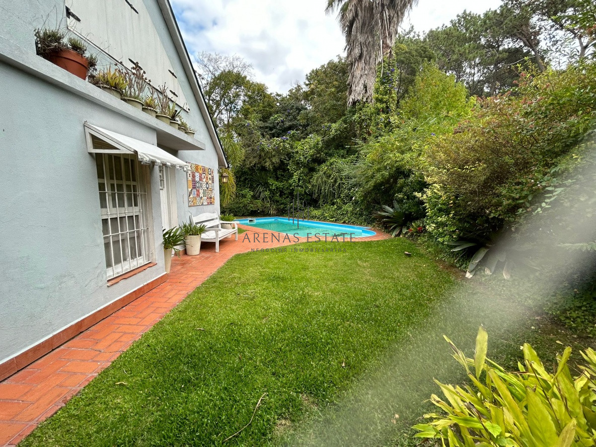 Casa ID.3032 - Casa en venta Rincón del Indio Punta del Este 