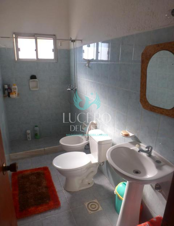 Casa ID.1765 - Casa en venta - Lausana 3 dormitorios + Dep completa.