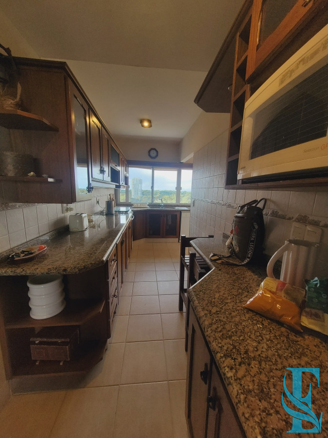 Apartamento ID.557 - Apartamento En Venta 3 dormitorios a 400 metros del mar!! 