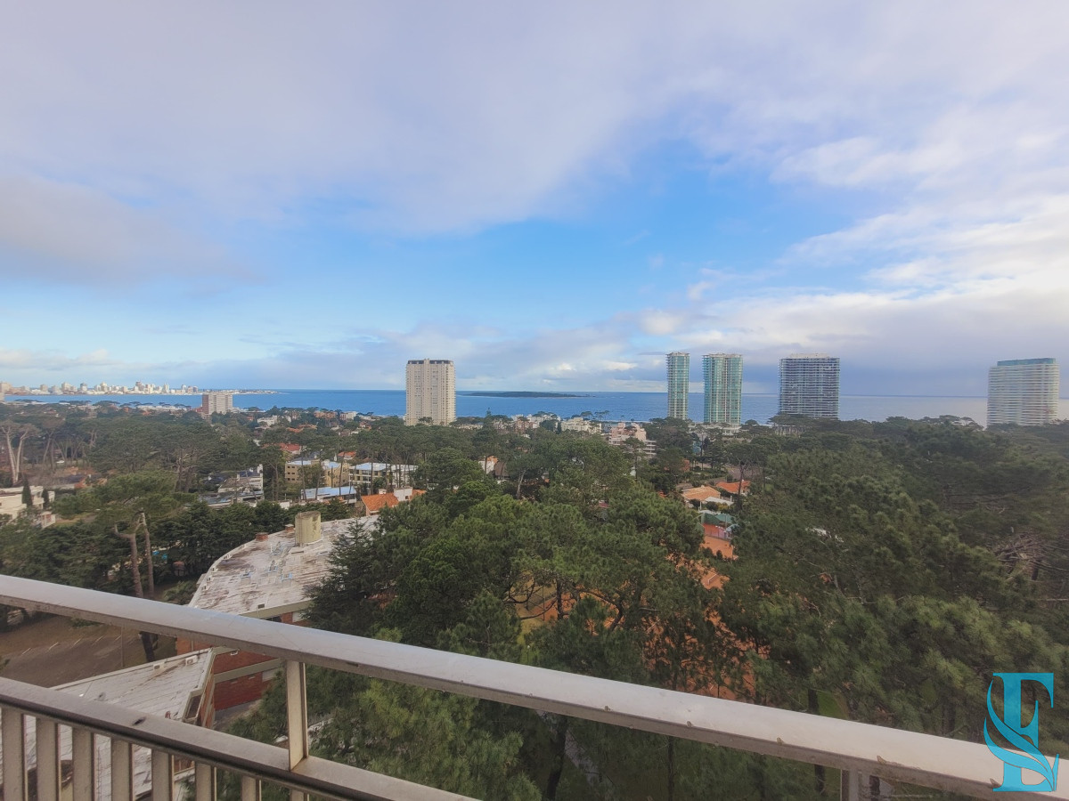 Apartamento ID.557 - Apartamento En Venta 3 dormitorios a 400 metros del mar!! 
