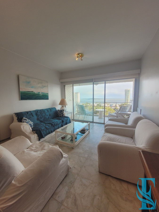 Apartamento ID.557 - Apartamento En Venta 3 dormitorios a 400 metros del mar!! 