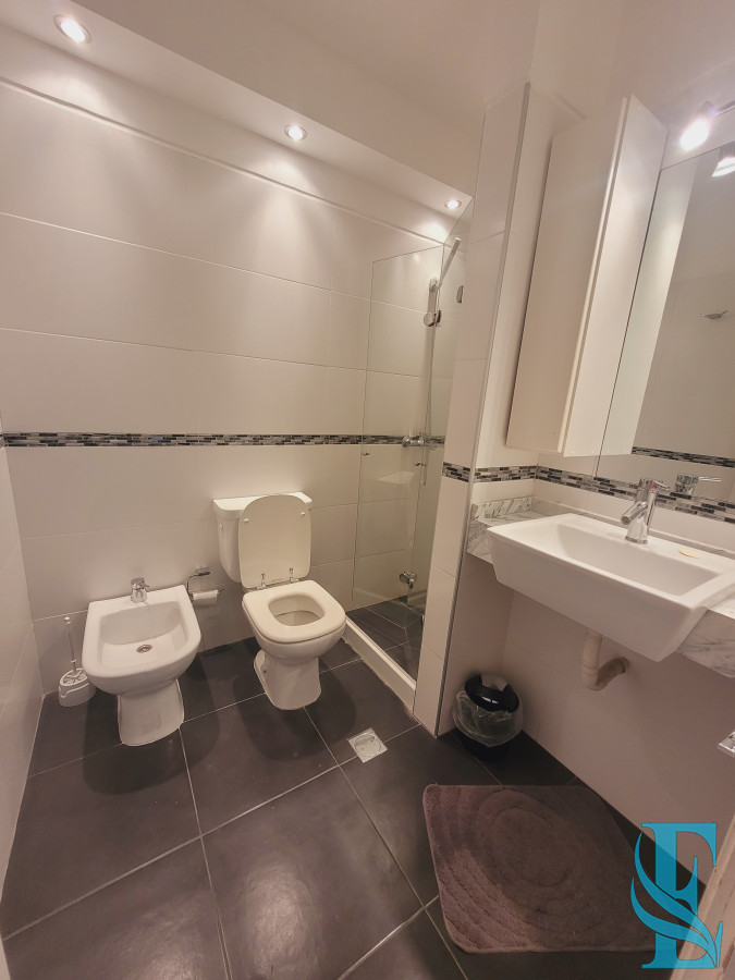 Apartamento ID.557 - Apartamento En Venta 3 dormitorios a 400 metros del mar!! 