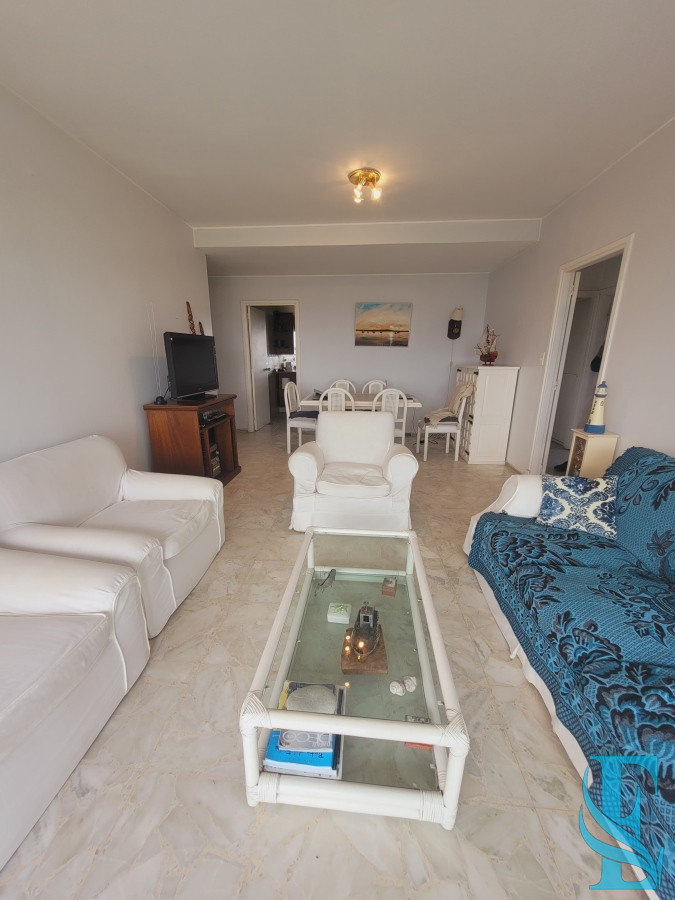 Apartamento ID.557 - Apartamento En Venta 3 dormitorios a 400 metros del mar!! 