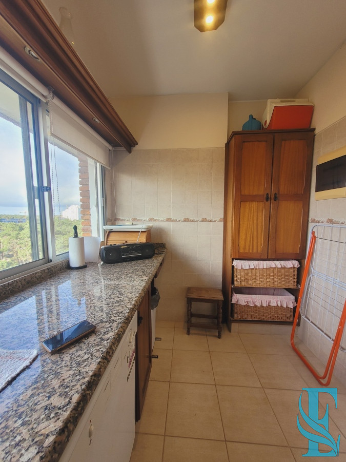 Apartamento ID.557 - Apartamento En Venta 3 dormitorios a 400 metros del mar!! 