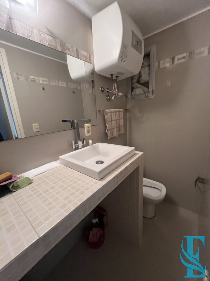 Apartamento ID.438 - Apartamento en venta, puerto Punta del Este.