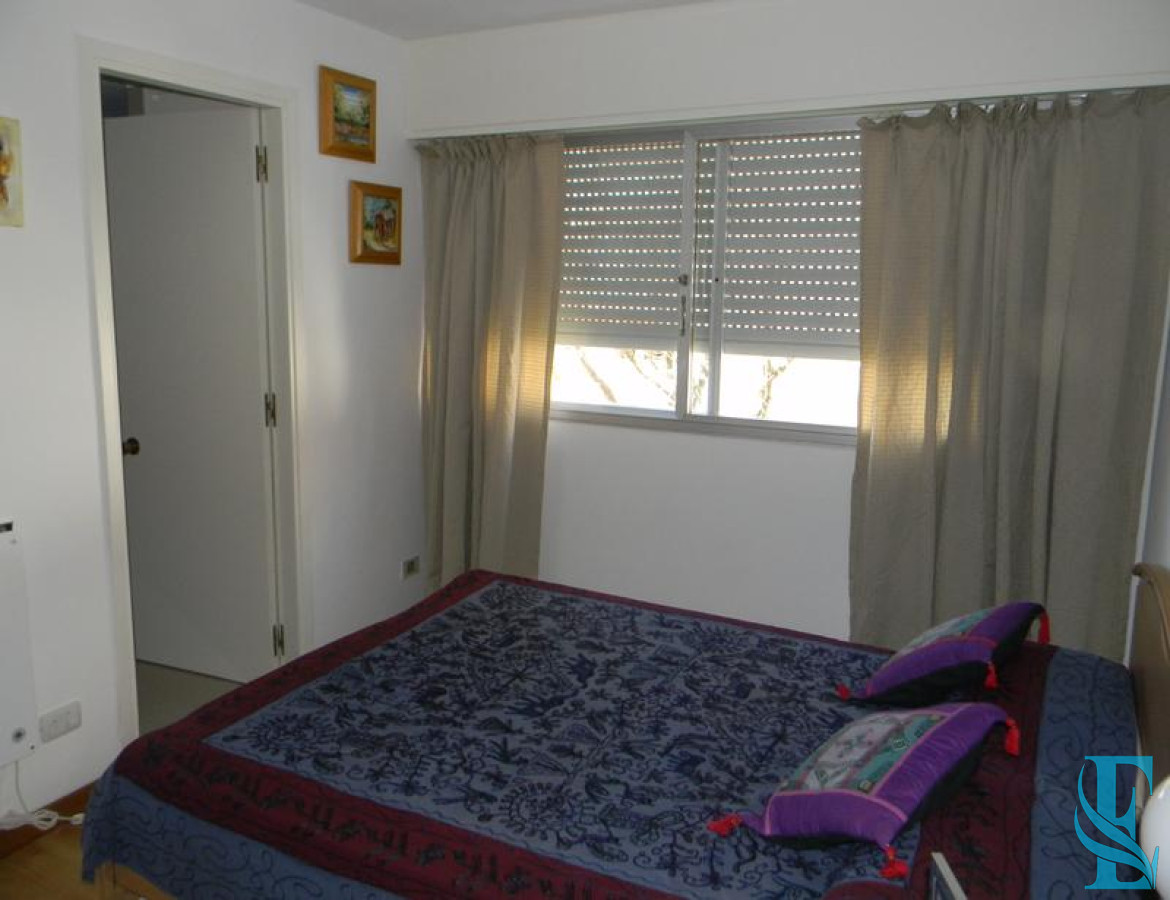 Apartamento ID.438 - Apartamento en venta, puerto Punta del Este.
