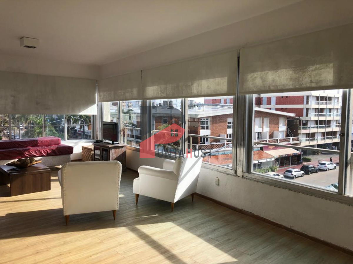 Apartamento ID.119 - Apartamento en venta , Península, Punta Del Este  