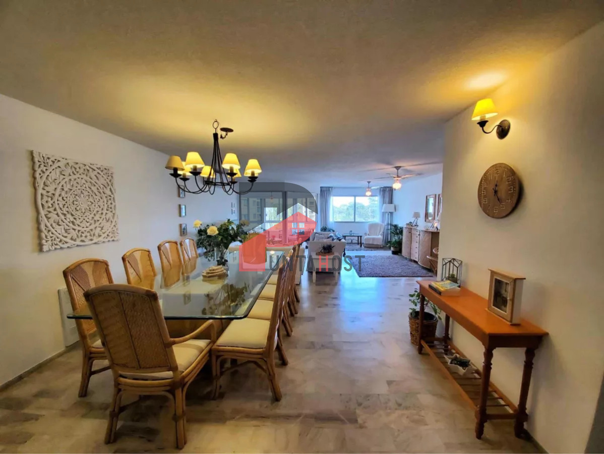 Apartamento ID.257 - Proximo al punta shopping - 3 dormitorios todos los servicios..