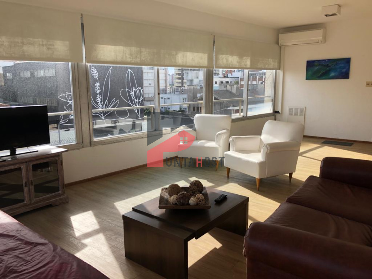 Apartamento ID.119 - Apartamento en venta , Península, Punta Del Este  