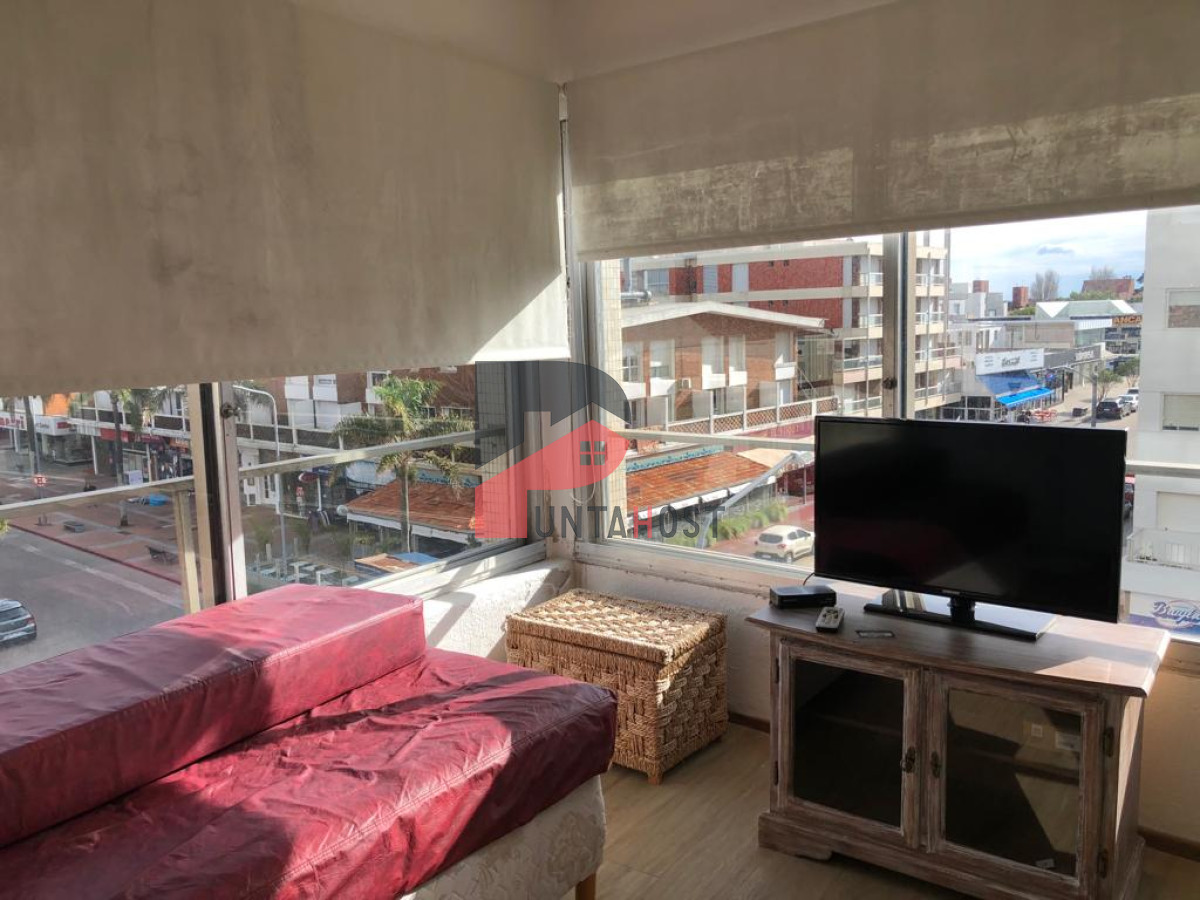 Apartamento ID.119 - Apartamento en venta , Península, Punta Del Este  