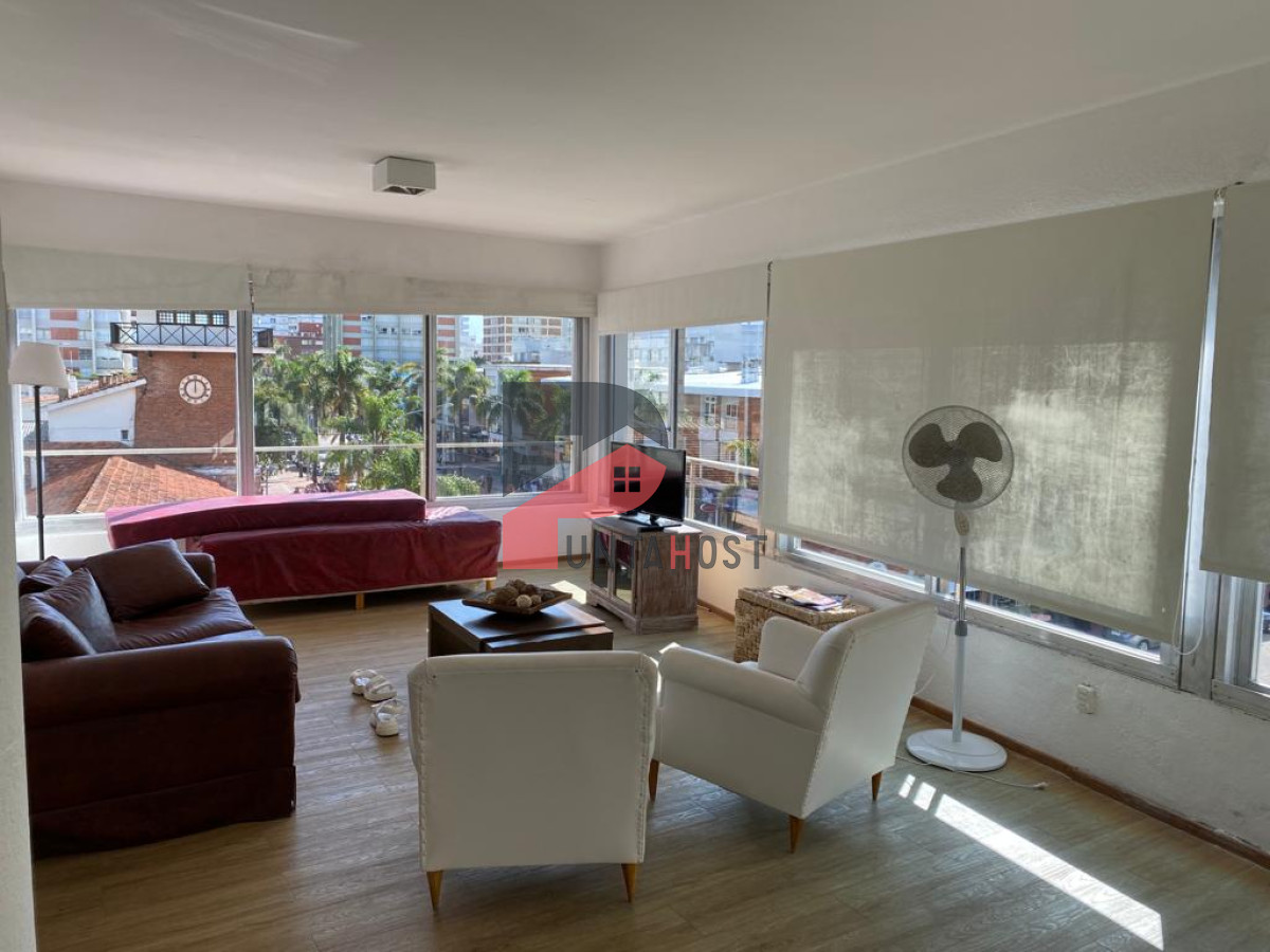 Apartamento ID.119 - Apartamento en venta , Península, Punta Del Este  