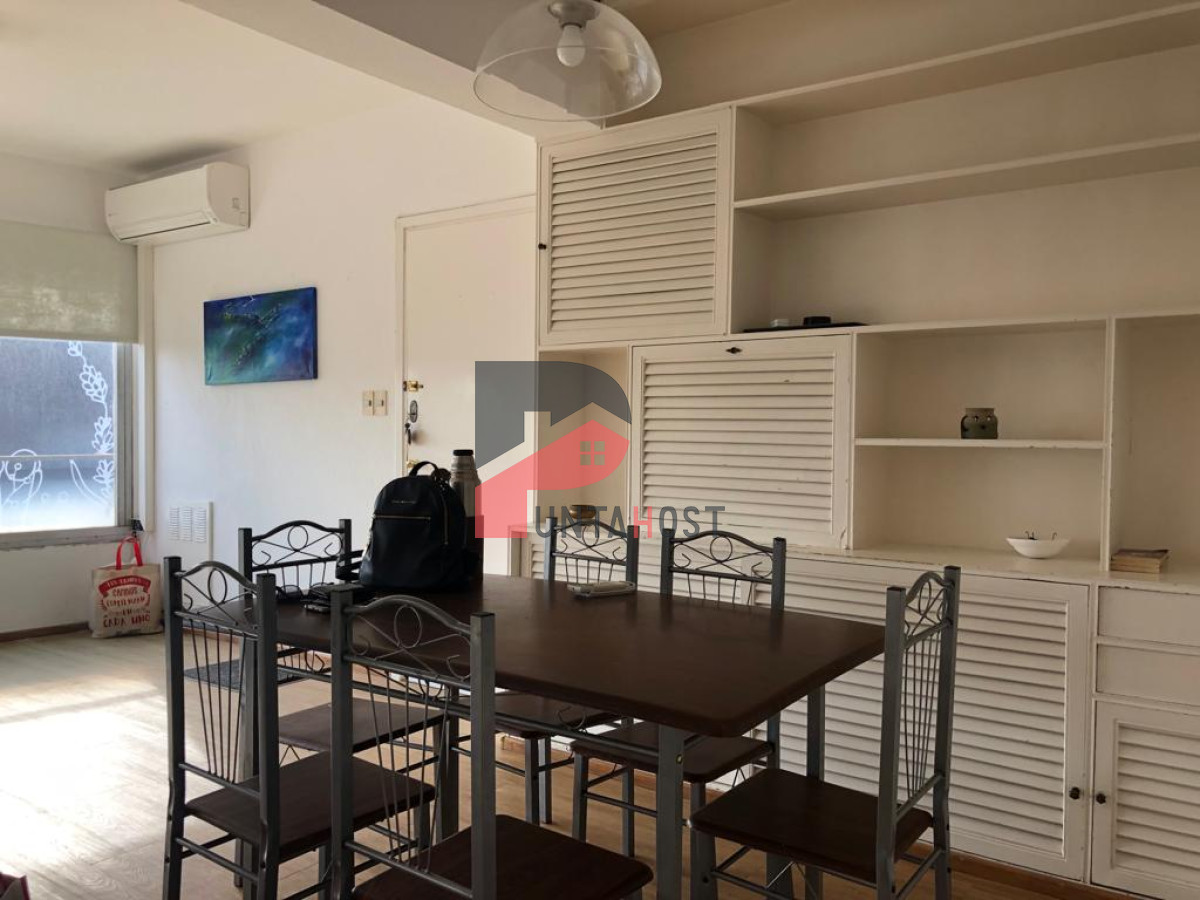 Apartamento ID.119 - Apartamento en venta , Península, Punta Del Este  