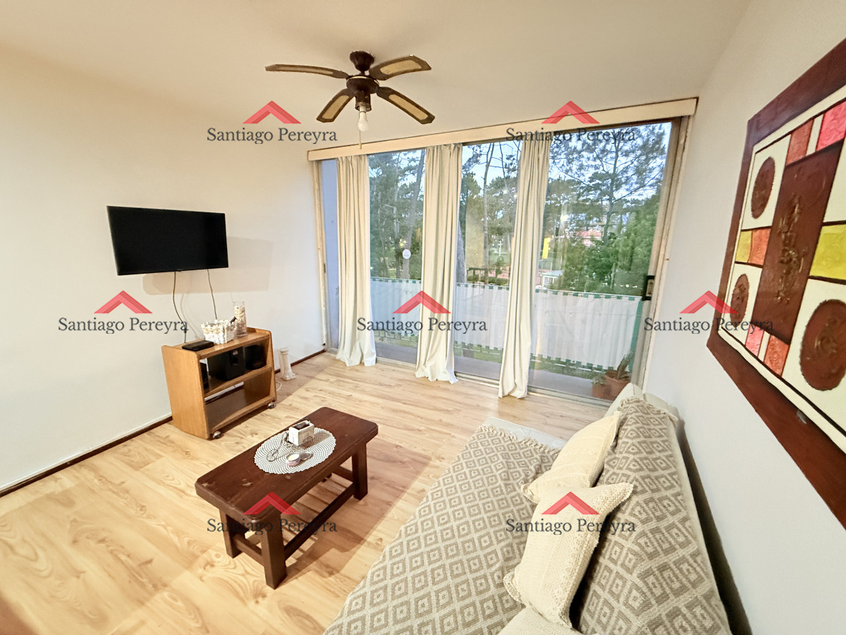 Apartamento ID.12872 - Apartamento en Venta, Playa Mansa, Punta del Este