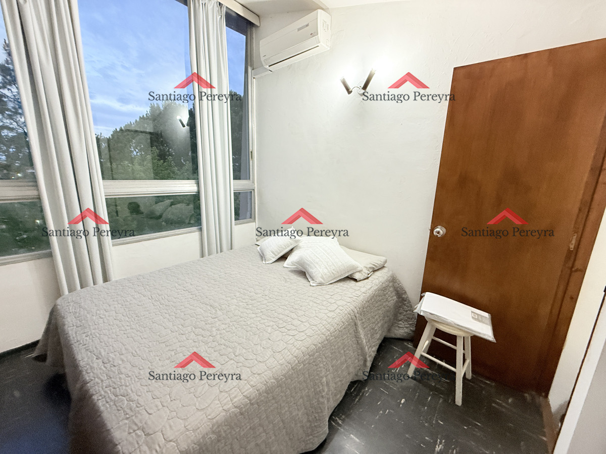 Apartamento ID.12872 - Apartamento en Venta, Playa Mansa, Punta del Este