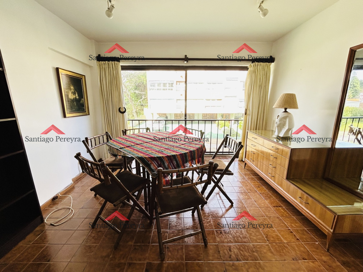 Apartamento ID.15125 - Apartamento en Venta Playa Mansa 3 dormitorios