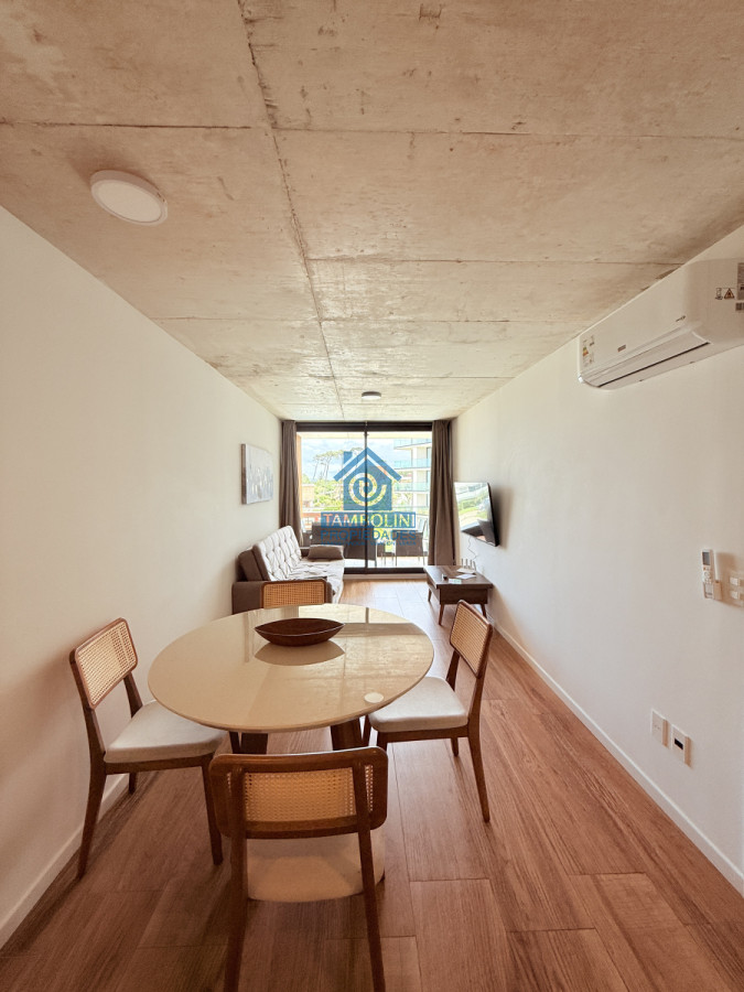 Apartamento ID.638 - Apartamento en Venta primera Linea, Playa Mansa, Punta del Este