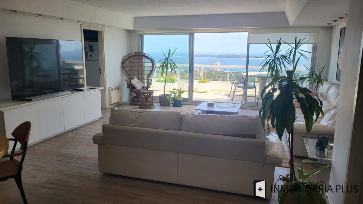 Apartamento ID.1386 - Alquiler de Penthouse con 3 dormitorios, Piscinas, Sauna, Playroom, Canchas y más sobre Roosevelt