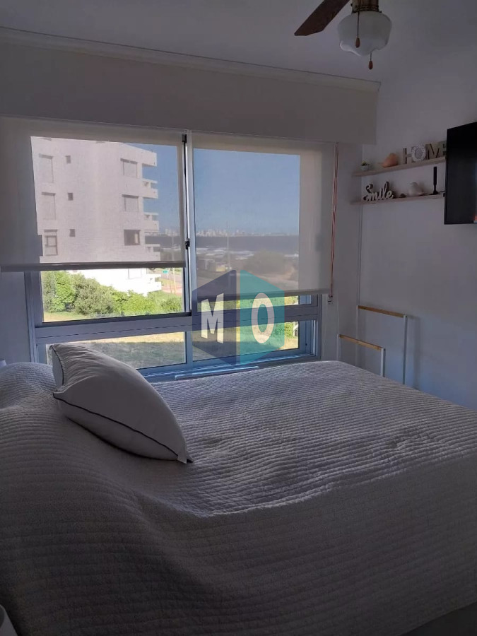Apartamento ID.842 - Apartamento Reciclado En Venta, Playa Mansa Punta Del Este.