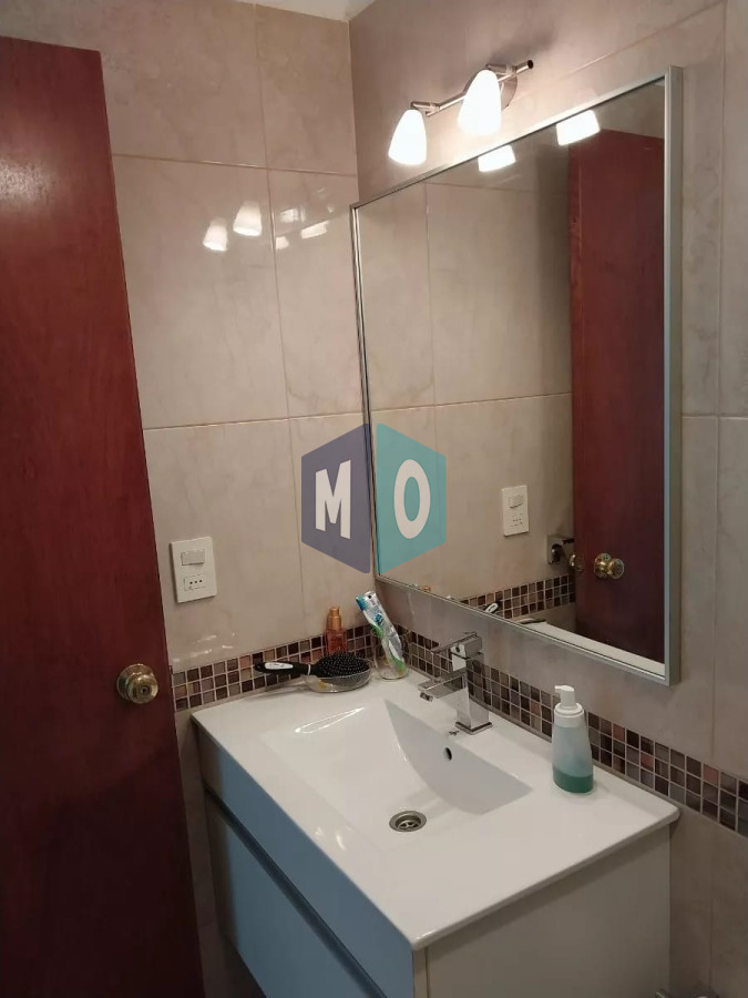 Apartamento ID.842 - Apartamento Reciclado En Venta, Playa Mansa Punta Del Este.