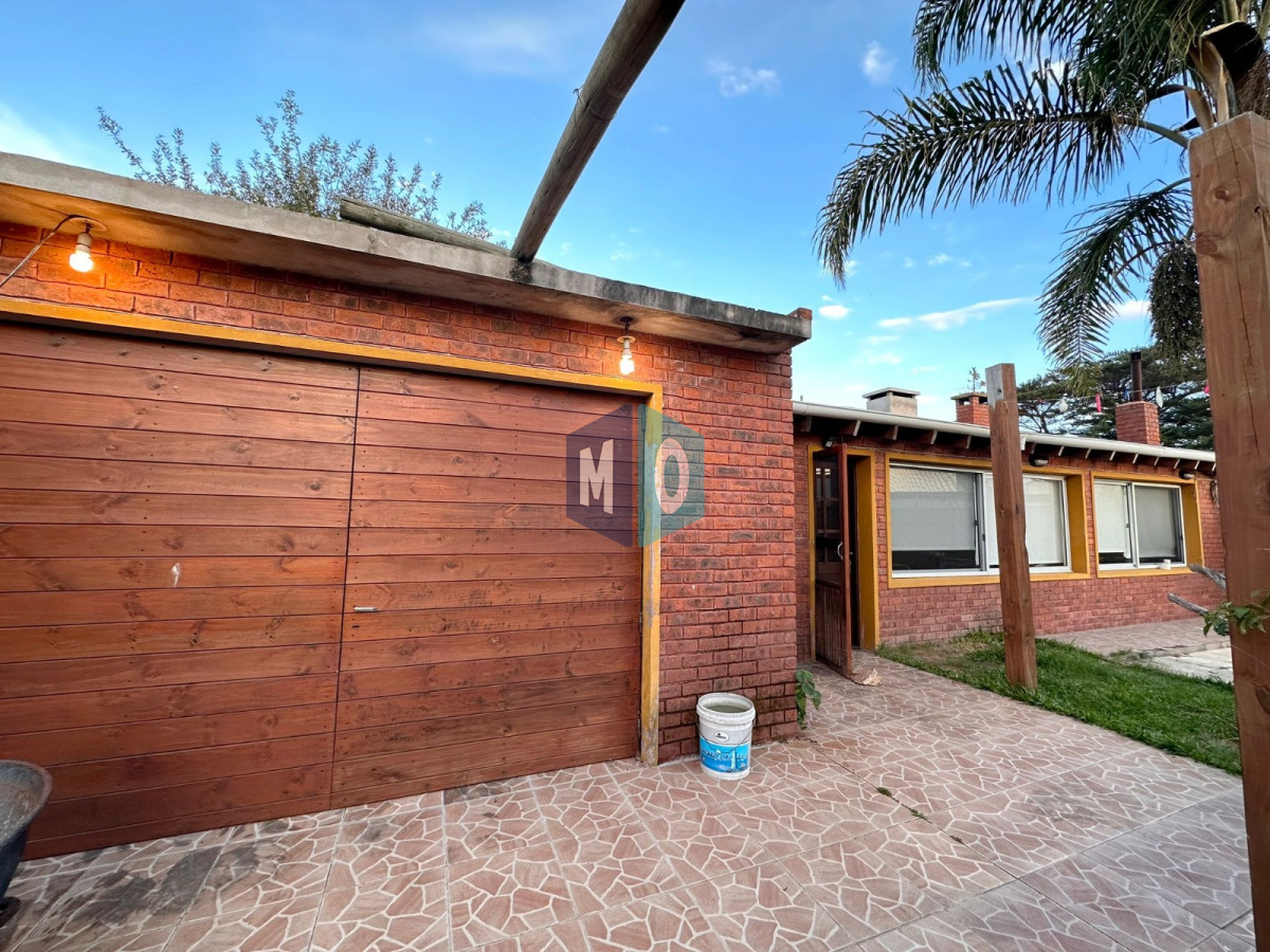 Casa ID.909 - Casa en venta Playa Mansa - 4 dormitorios Parada 19.