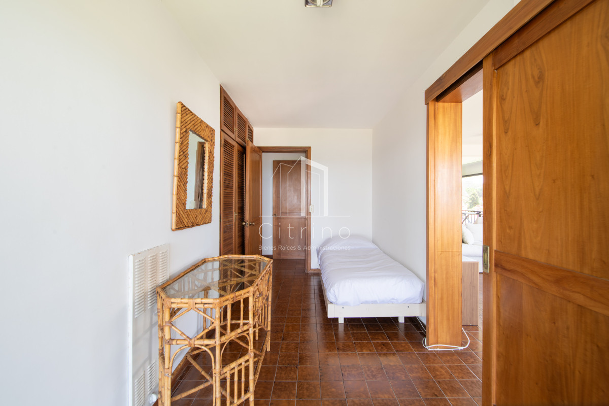 Apartamento ID.1412 - Apartamento en alquiler de temporada, 3 dormitorios frente al mar.