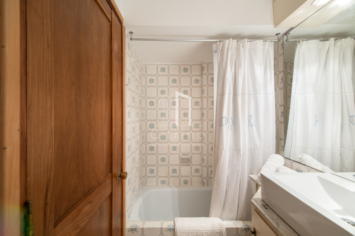Apartamento ID.1412 - Apartamento en alquiler de temporada, 3 dormitorios frente al mar.