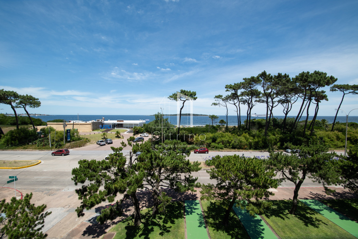 Apartamento ID.1412 - Apartamento en alquiler de temporada, 3 dormitorios frente al mar.