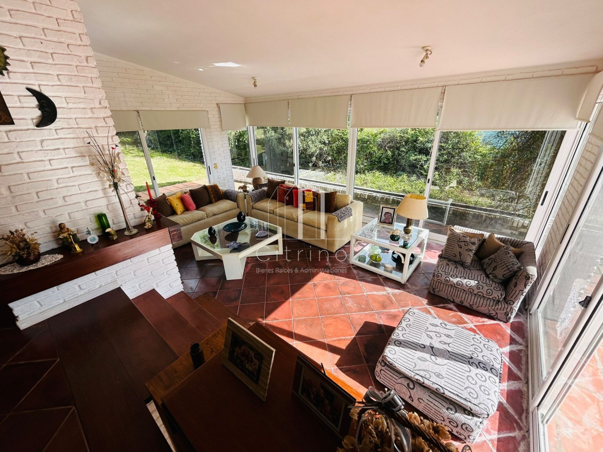 Casa ID.1152 - Casa En Venta, Zona Colegios. Jardines de Cordoba. Punta Del Este.