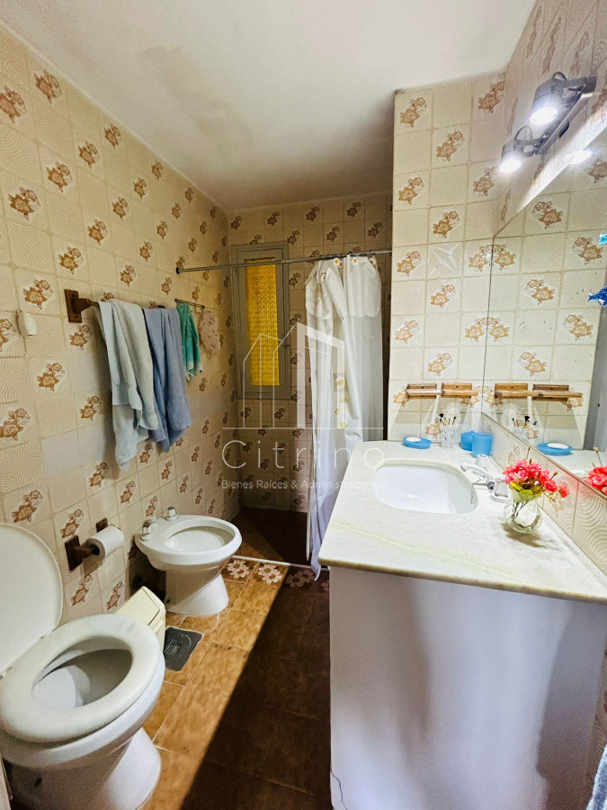 Casa ID.1152 - Casa En Venta, Zona Colegios. Jardines de Cordoba. Punta Del Este.