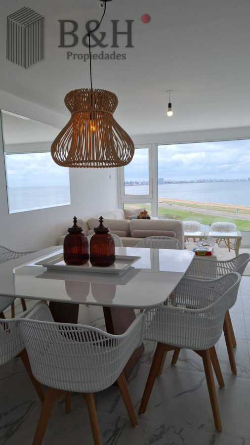 Apartamento ID.3973 - Apartamento en primera linea - 4 dormitorios Pinares Playa Mansa.