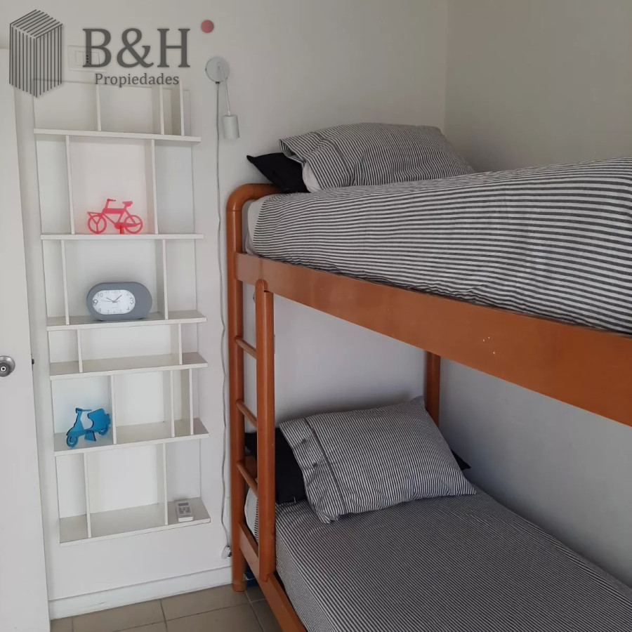 Apartamento ID.5499 - Alquiler de temporada frente al puerto - 2 dormitorios.