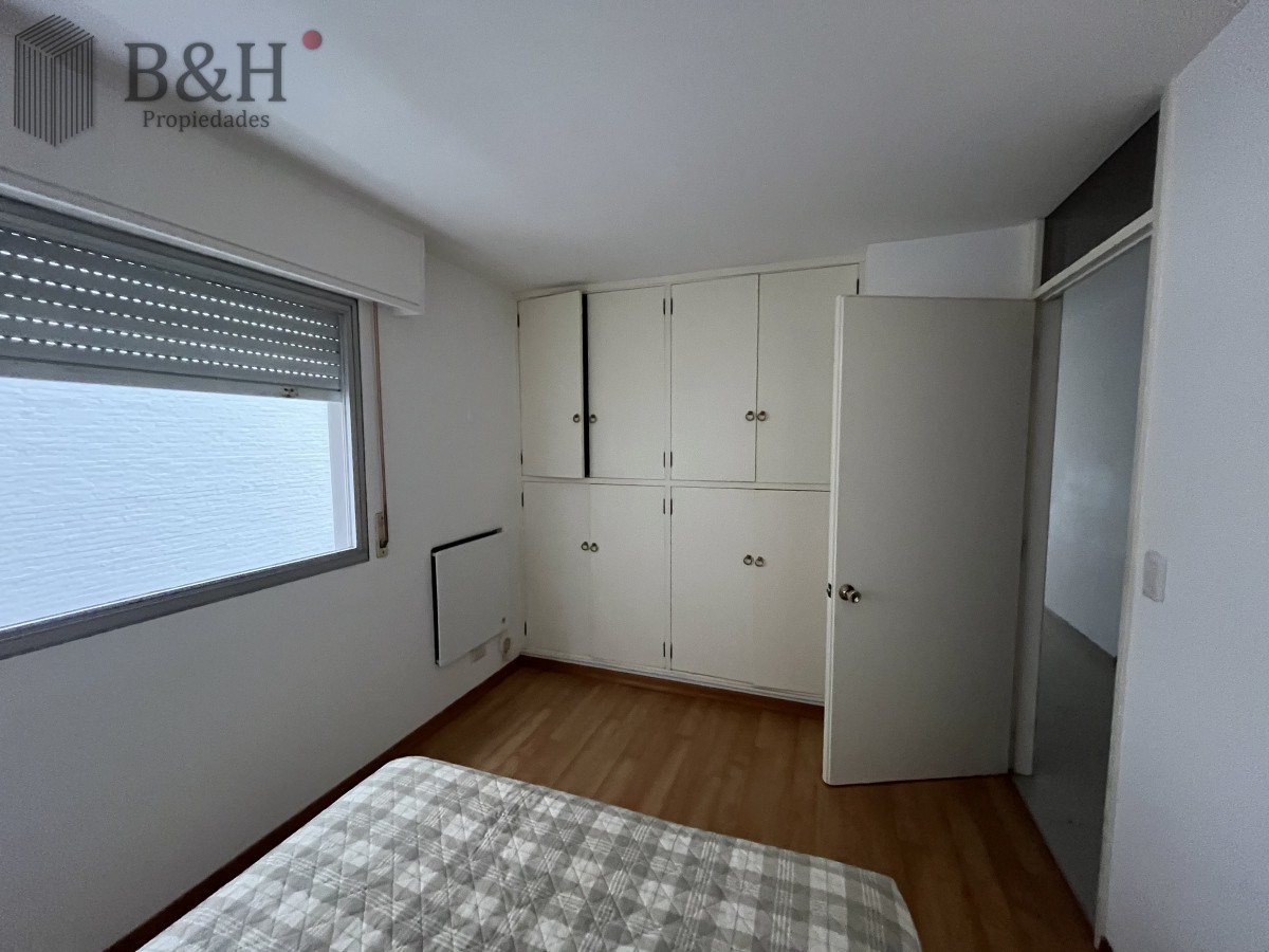 Apartamento ID.3235 - Apartamento en venta, puerto Punta del Este.