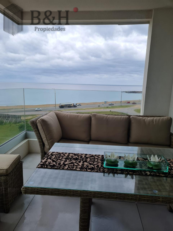 Apartamento ID.3973 - Apartamento en primera linea - 4 dormitorios Pinares Playa Mansa.