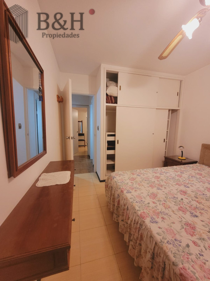 Apartamento ID.5275 - Apartamento en Venta, Peninsula, Punta del Este