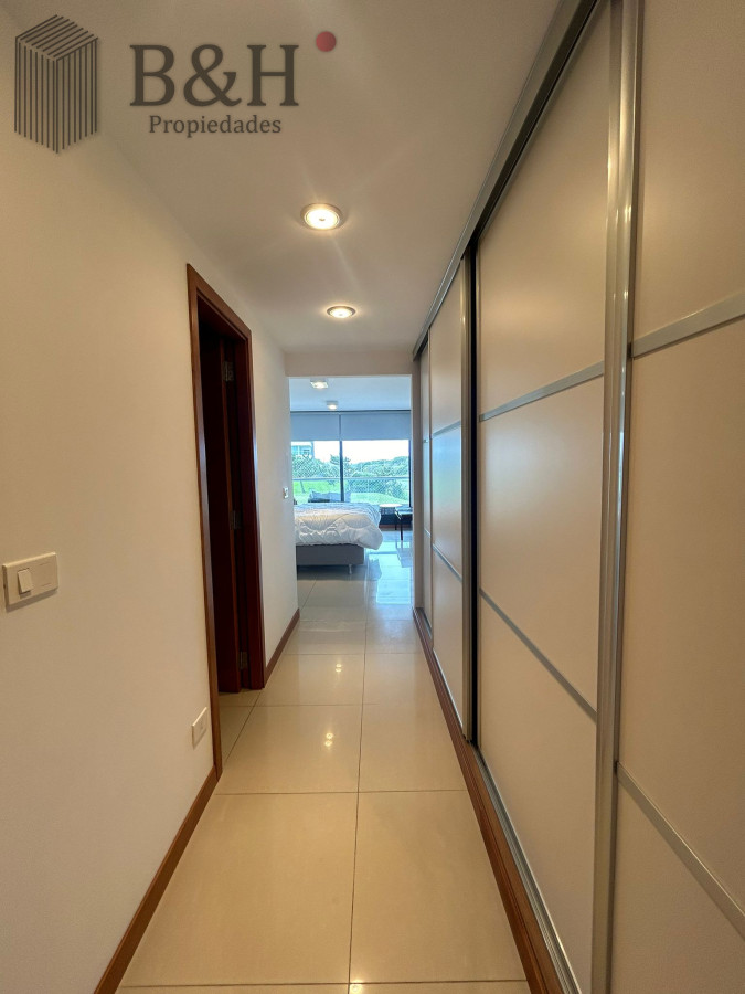 Apartamento ID.3706 - Apartamento en alquiler - Primera línea Brava 3 dormitorios + Dep.