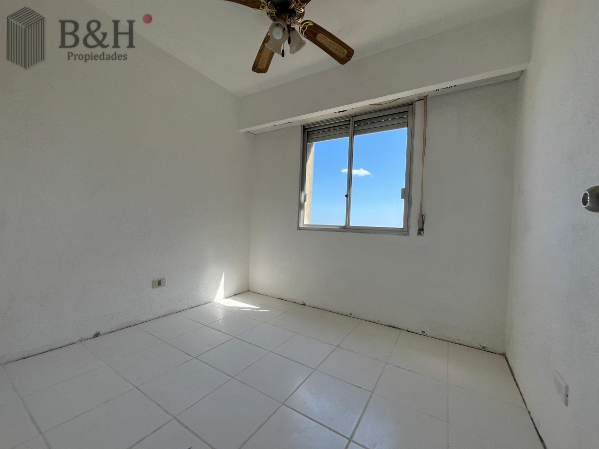 Apartamento ID.4295 - Apartamento en venta - 3 dormitorios Barrio Ipora.