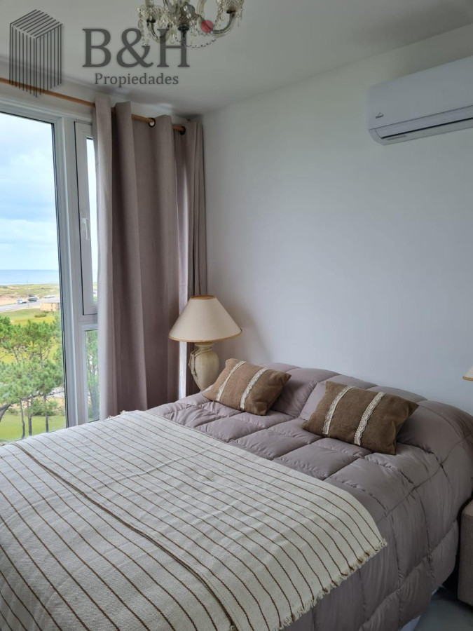 Apartamento ID.3973 - Apartamento en primera linea - 4 dormitorios Pinares Playa Mansa.