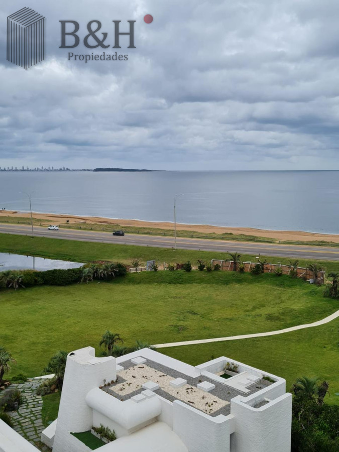 Apartamento ID.3973 - Apartamento en primera linea - 4 dormitorios Pinares Playa Mansa.