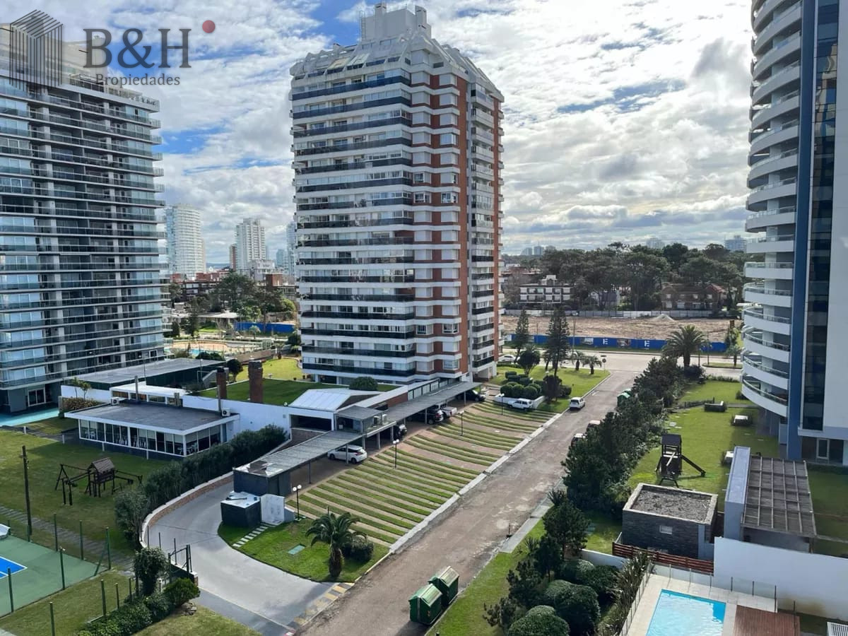 Apartamento ID.5397 - Apartamento en venta - 2 Dormitorios Playa Brava.