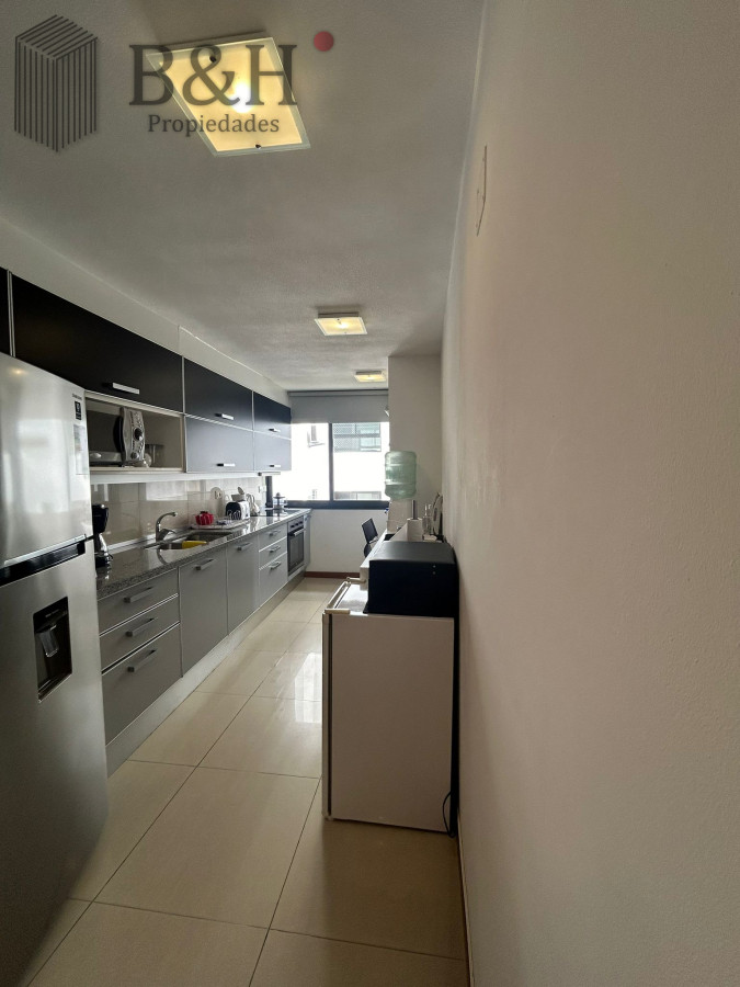Apartamento ID.3706 - Apartamento en alquiler - Primera línea Brava 3 dormitorios + Dep.