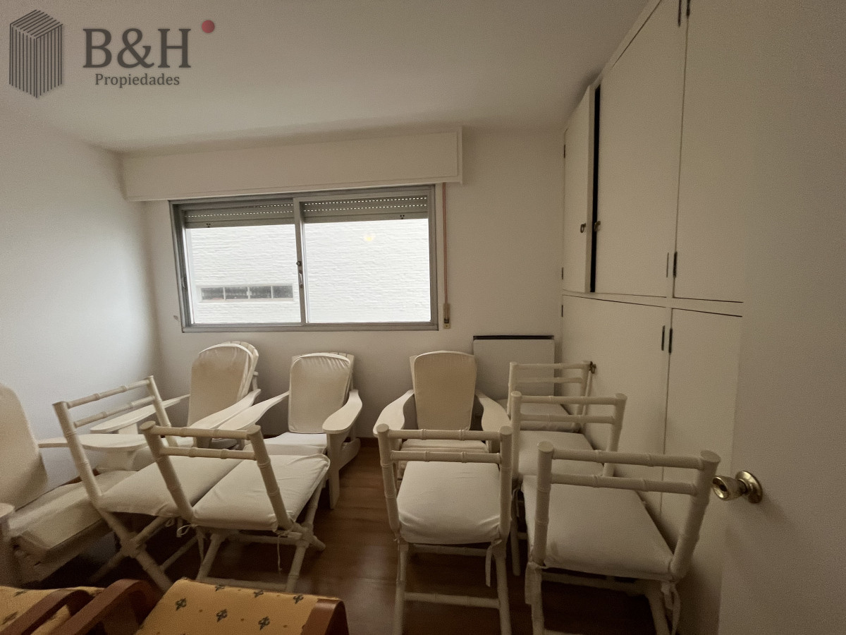 Apartamento ID.3235 - Apartamento en venta, puerto Punta del Este.