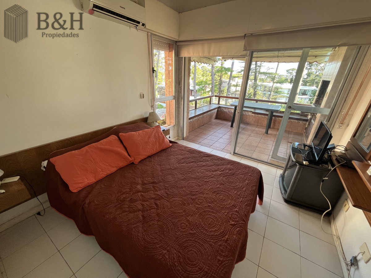 Apartamento ID.3765 - Apartamento en venta o alquiler temporario - 3 dormitorios Playa Mansa.