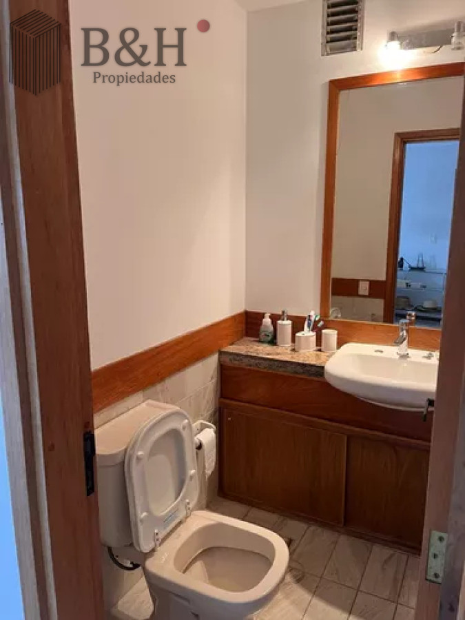 Apartamento ID.4144 - Alquiler de temporada - 2 dormitorios Playa Brava con parrillero a gas.