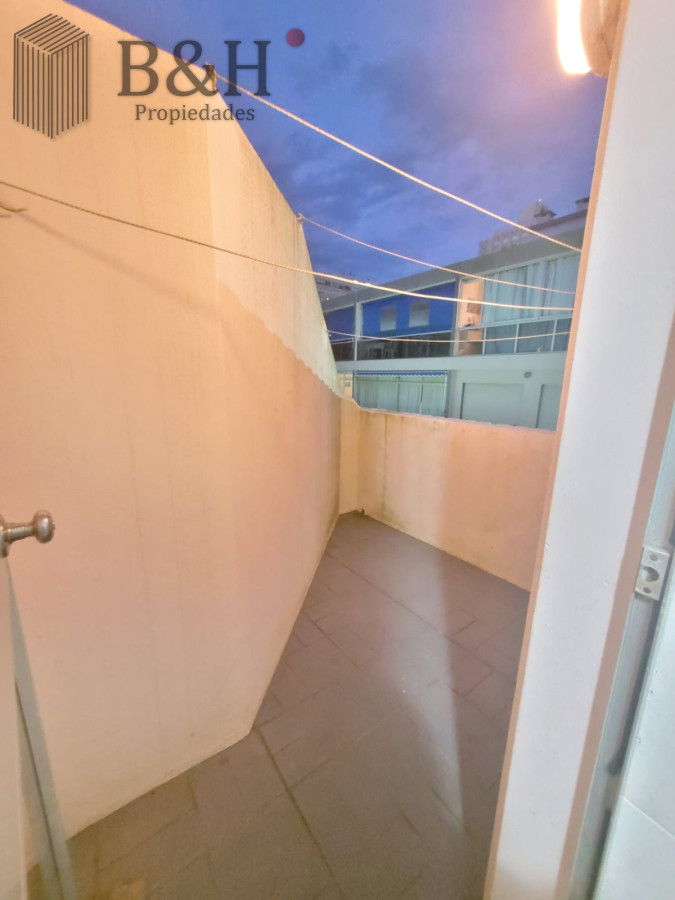 Apartamento ID.5275 - Apartamento en Venta, Peninsula, Punta del Este