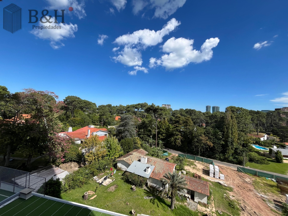 Apartamento ID.2349 - Apartamento En Venta, Roosevelt Punta Del Este.