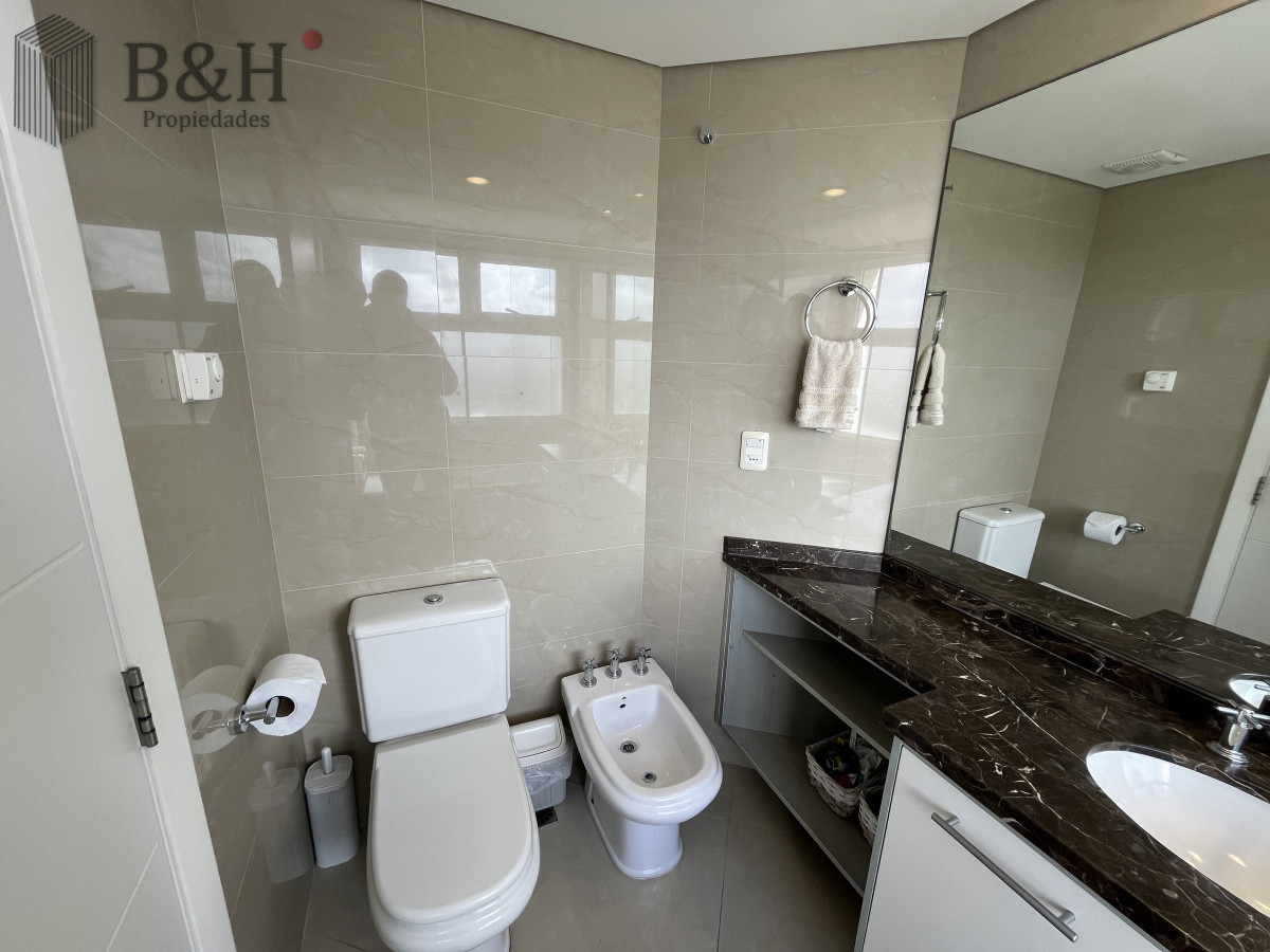 Apartamento ID.4139 - Casino Tower - 3 dormitorios Full Amenities..