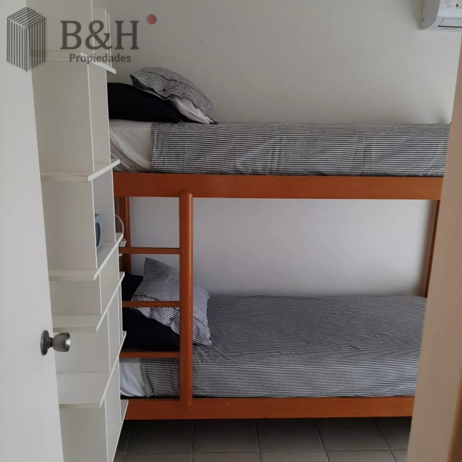 Apartamento ID.5499 - Alquiler de temporada frente al puerto - 2 dormitorios.
