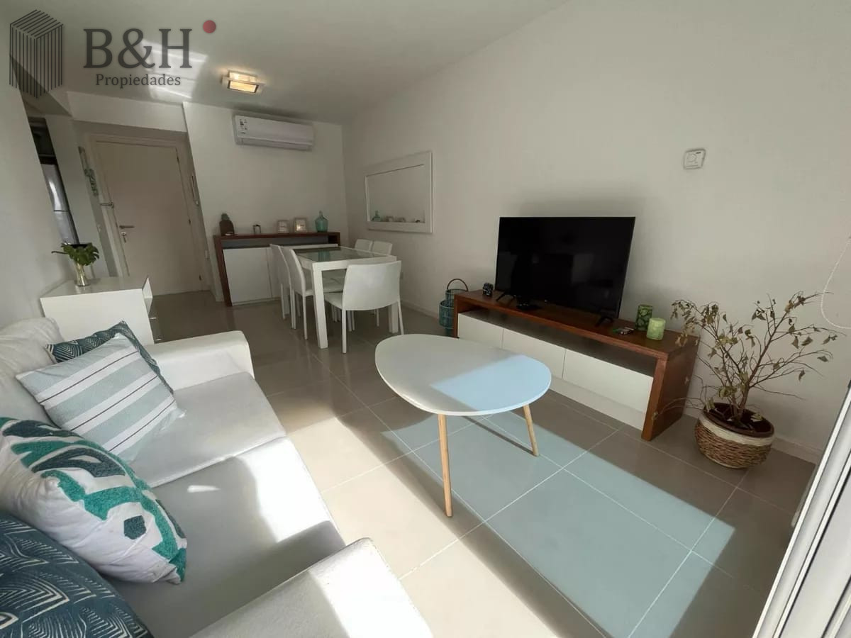 Apartamento ID.5397 - Apartamento en venta - 2 Dormitorios Playa Brava.