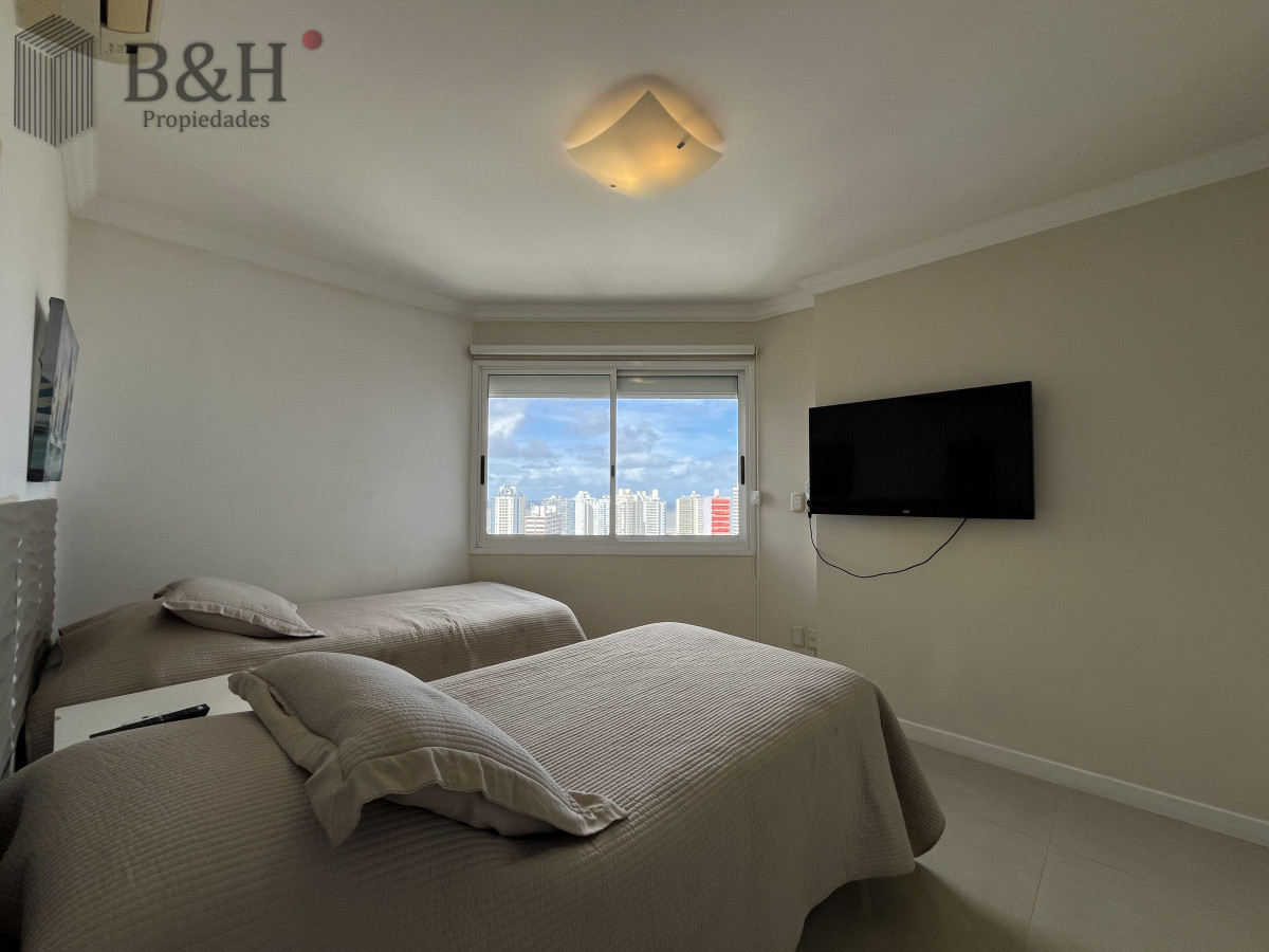Apartamento ID.4139 - Casino Tower - 3 dormitorios Full Amenities..